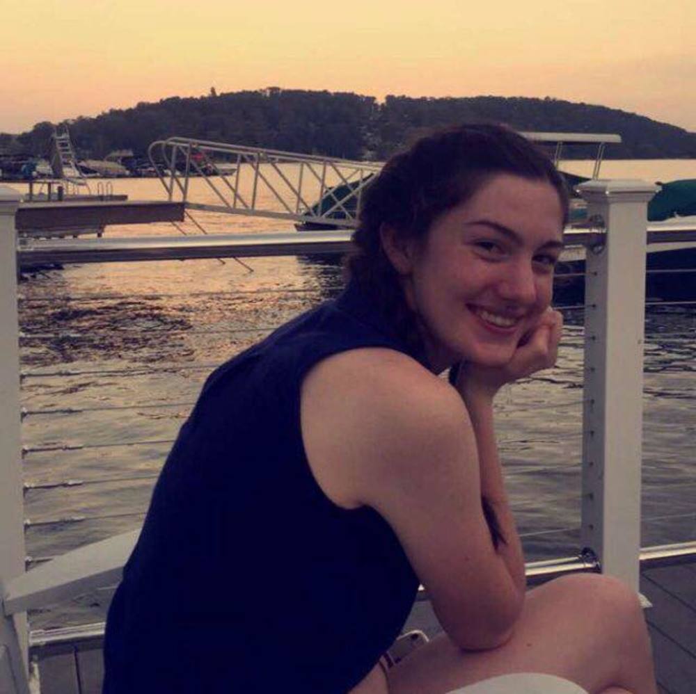 Meet your Posher, Stephanie